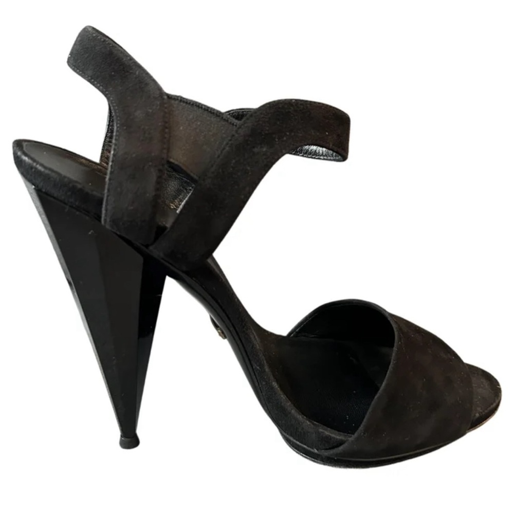 Slide in Gucci open toe heels